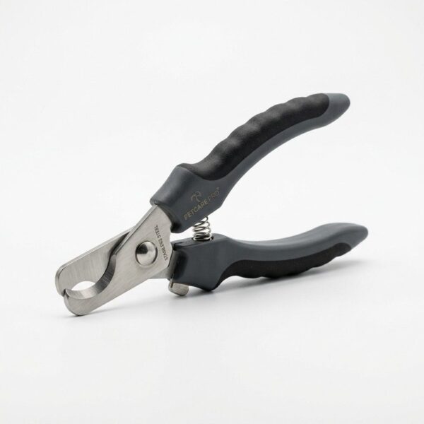 Pet nail clippers for dogs and cats grooming