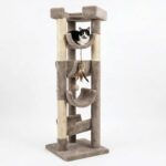 Curve Tree Cat Scratching Post 157 cm with multiple platforms and scratching posts on a white background.